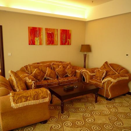 Guangzhou Yifeng Hotel Esterno foto