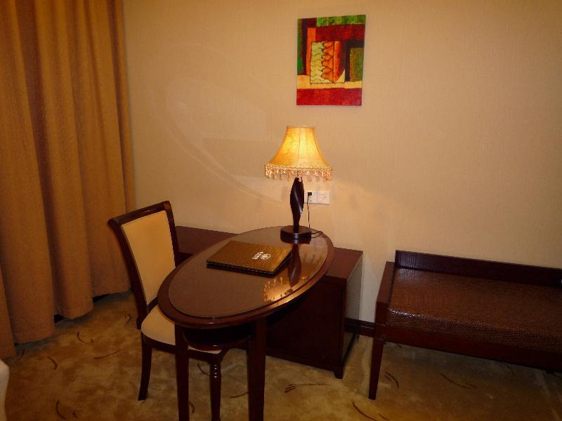 Guangzhou Yifeng Hotel Esterno foto