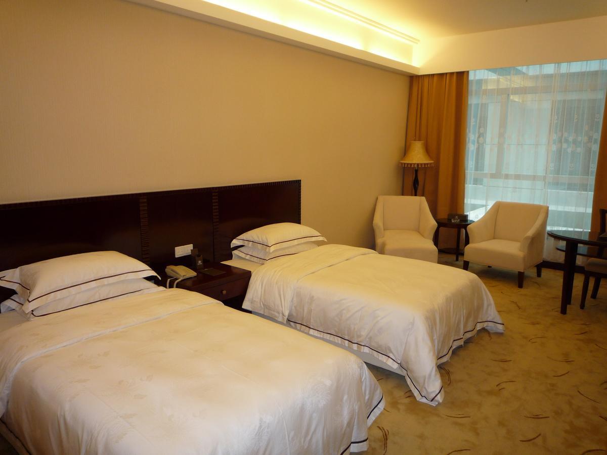 Guangzhou Yifeng Hotel Esterno foto