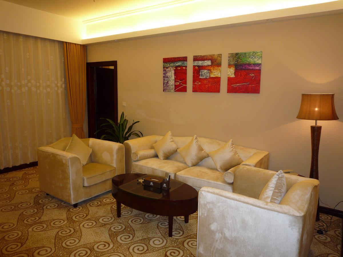 Guangzhou Yifeng Hotel Esterno foto