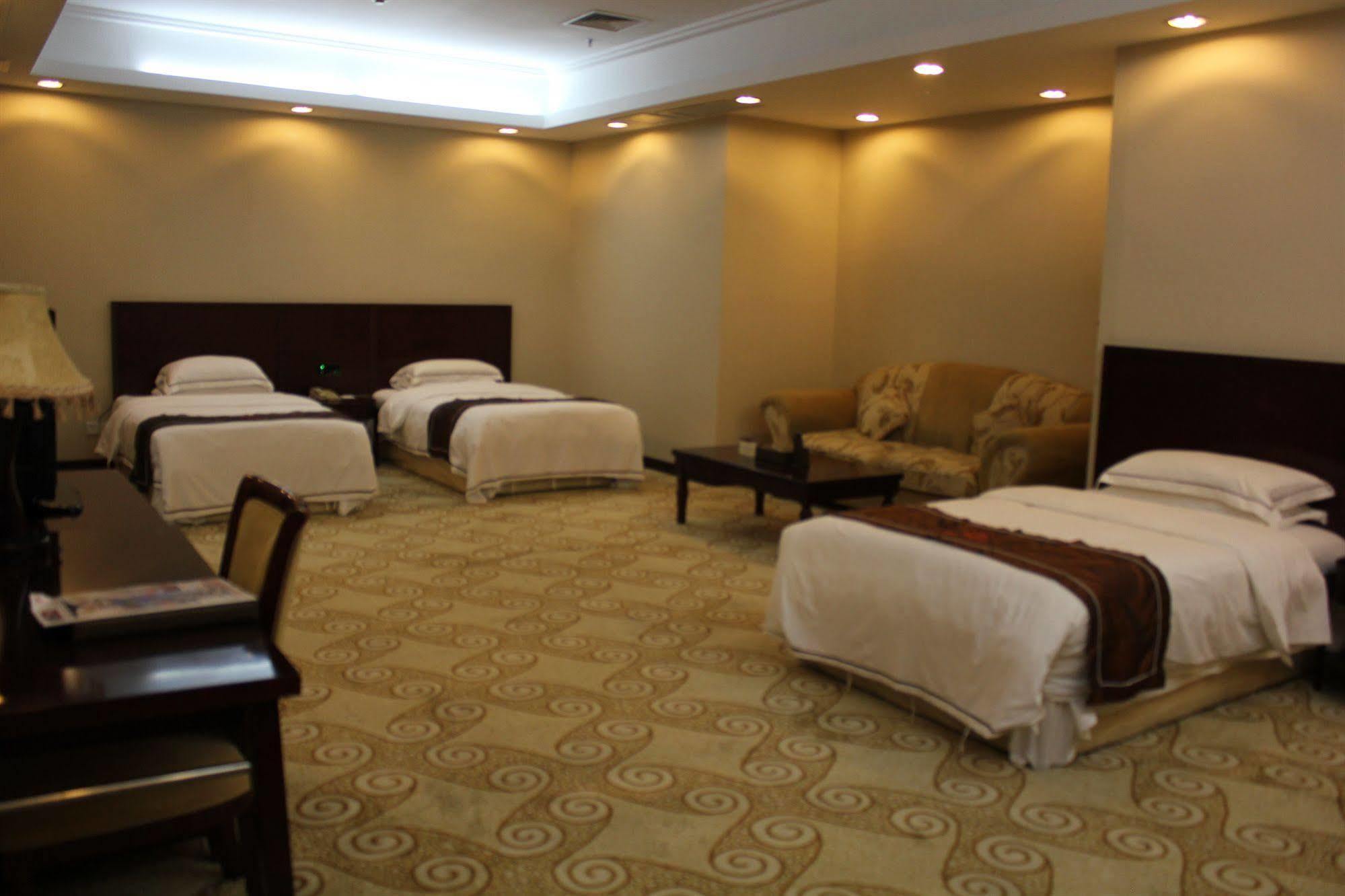 Guangzhou Yifeng Hotel Esterno foto